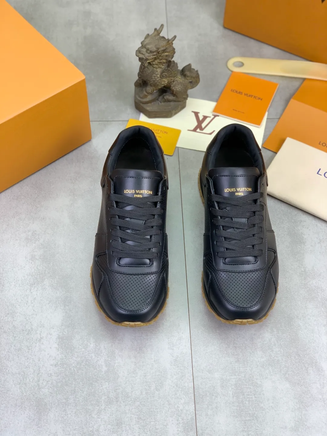 Men's men's shoes 💰P680 new style 💶 punched series [LOUIS VUITTON] (original order) new style 🍀LV Louis Vuitton * - top version of LV classic trendy shoes! Made of imported original cowhide and water-dyed cowhide lining. The latest original wear-resistant rubber combination outsole! High quality products! Multiple colors available, code number: 39-45 (38 46 customized)
